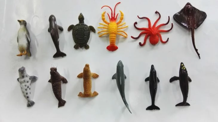 Kids Favorite PVC Ocean Animal Capsule Toy