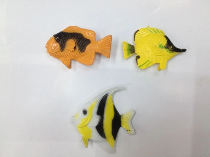 2.5Inch Plastic Animal Capsule Toy Tropical Fish 3