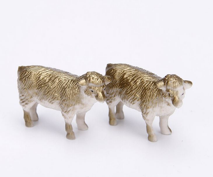 Hot Sell PVC Plastic Sheep Capsule Toy 6