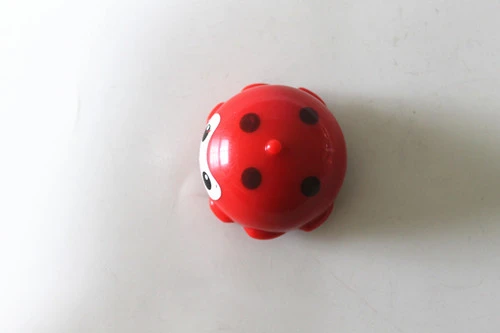 Hot Sell Pull Back Bug Car With Spinning Top For Capsule Toy 4