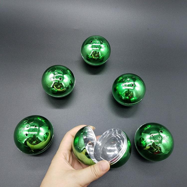 capsule with painting (9).jpg