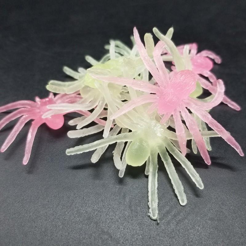 glow in the dark ring (3)