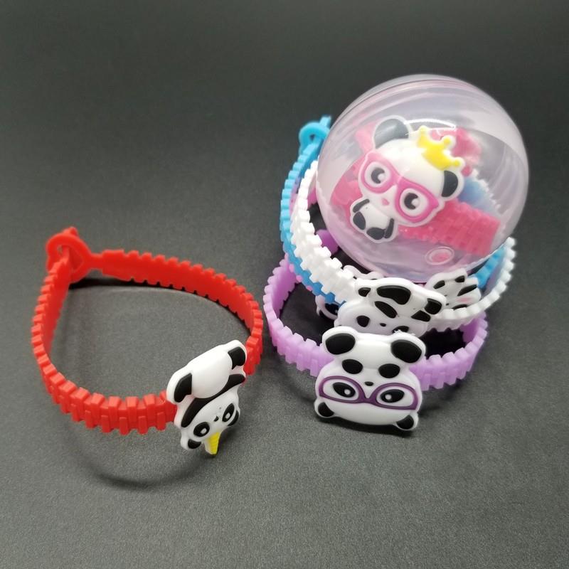 toy baracelet