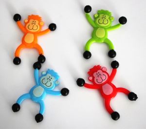 Cheap Mokey Toy Climbing On The Wall