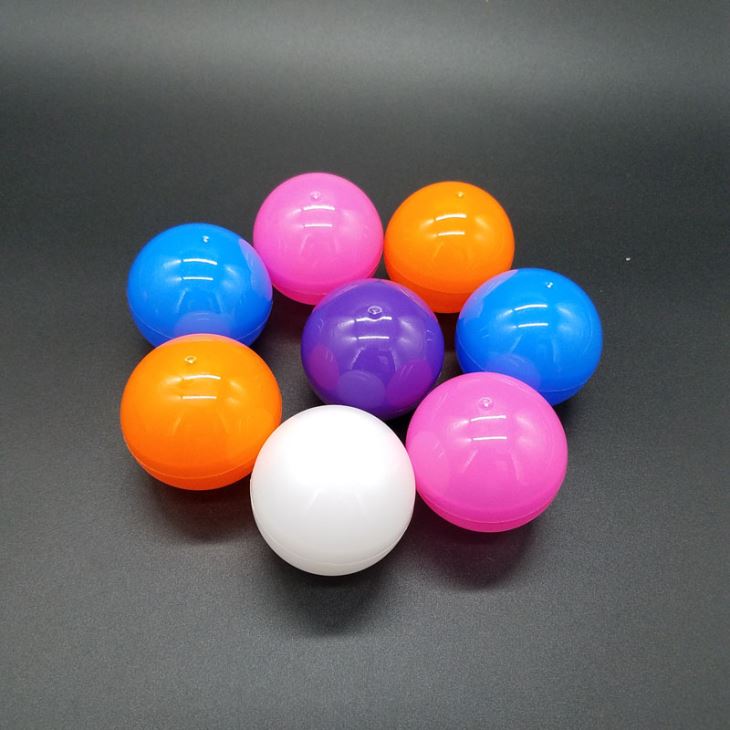 4.5cm PP Material Vending Capsule