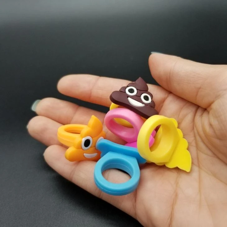 Funny Emoji Finger Ring