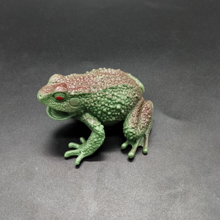 Squeeze Realistic Frog Relieve Stress Ball