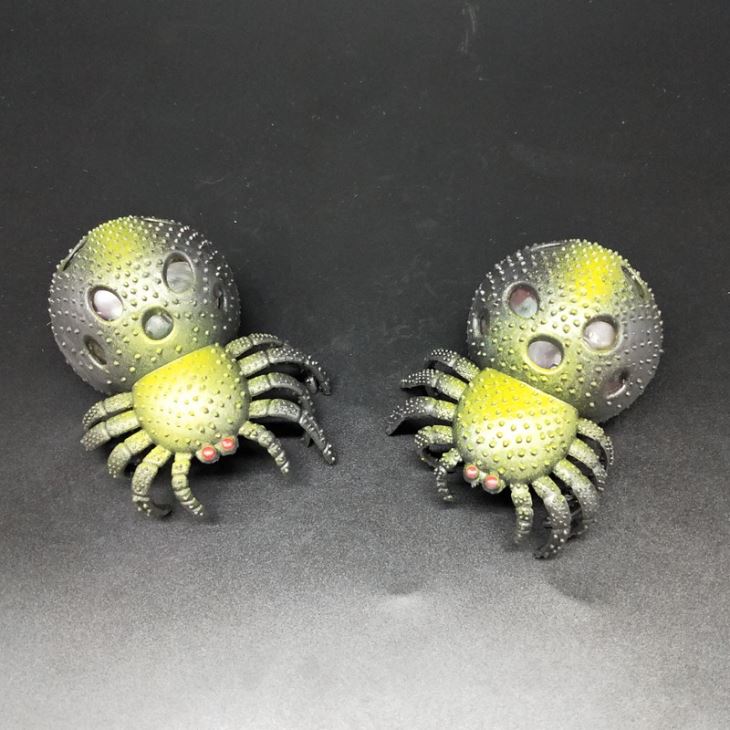squeeze spider -3