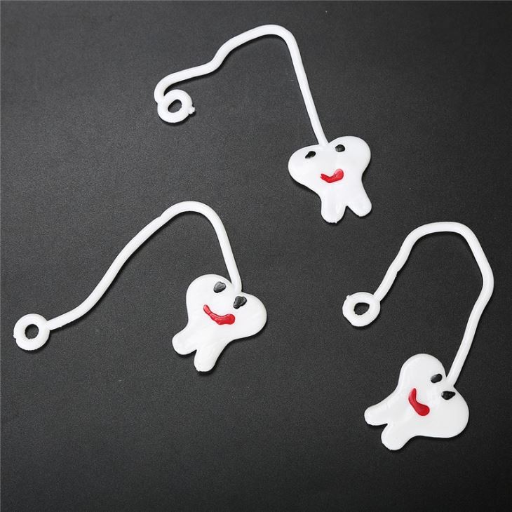Tooth Shape Sticky Toy