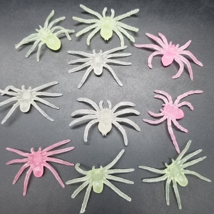 TPR Glow In The Dark Spider Toys