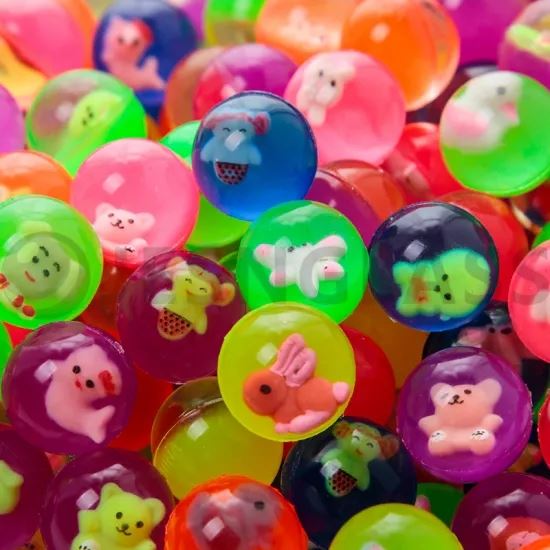 27mm 32mm Bouncy Ball With Action Figure