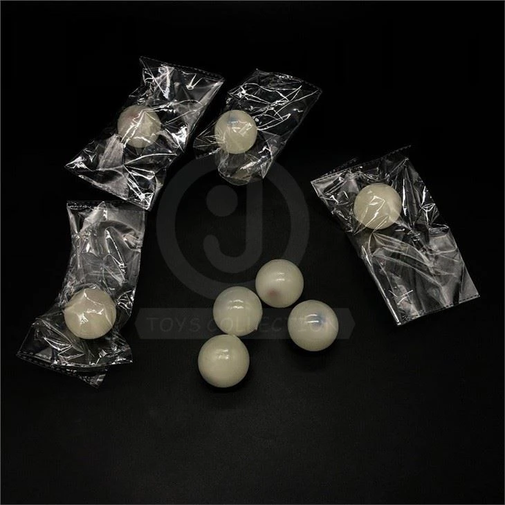 Luminous Glow In Dark Soft Sticky Vent Ceiling Ball On The Wall Toy