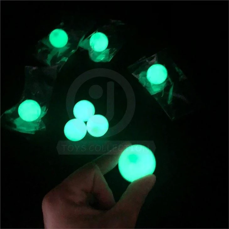 Luminous Glow In Dark Soft Sticky Vent Ceiling Ball On The Wall Toy
