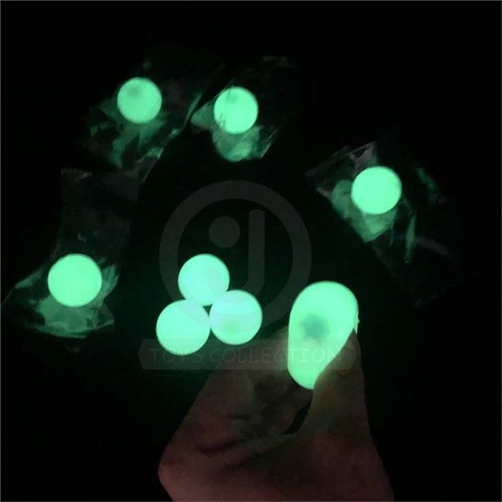 Luminous Glow In Dark Soft Sticky Vent Ceiling Ball On The Wall Toy