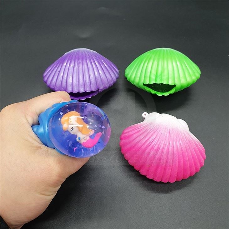 Squeeze Squishy Shell Ball With Figures Inside