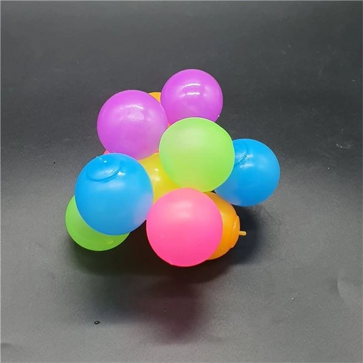 4.5cm Glow In The Dark Sticky Balls