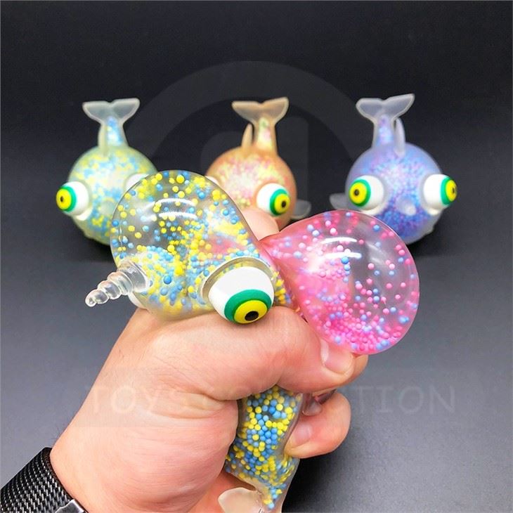 Flashing Squeeze Whale Ball Toy