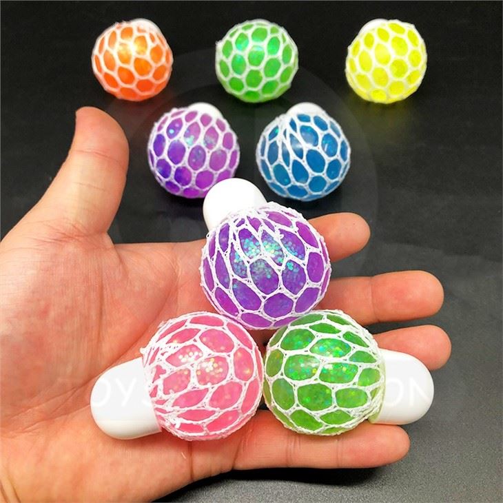 Squeeze Grape Mesh Ball