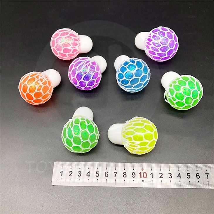 Squeeze Grape Mesh Ball