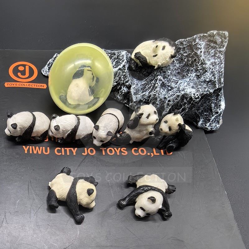 Panda Figurines