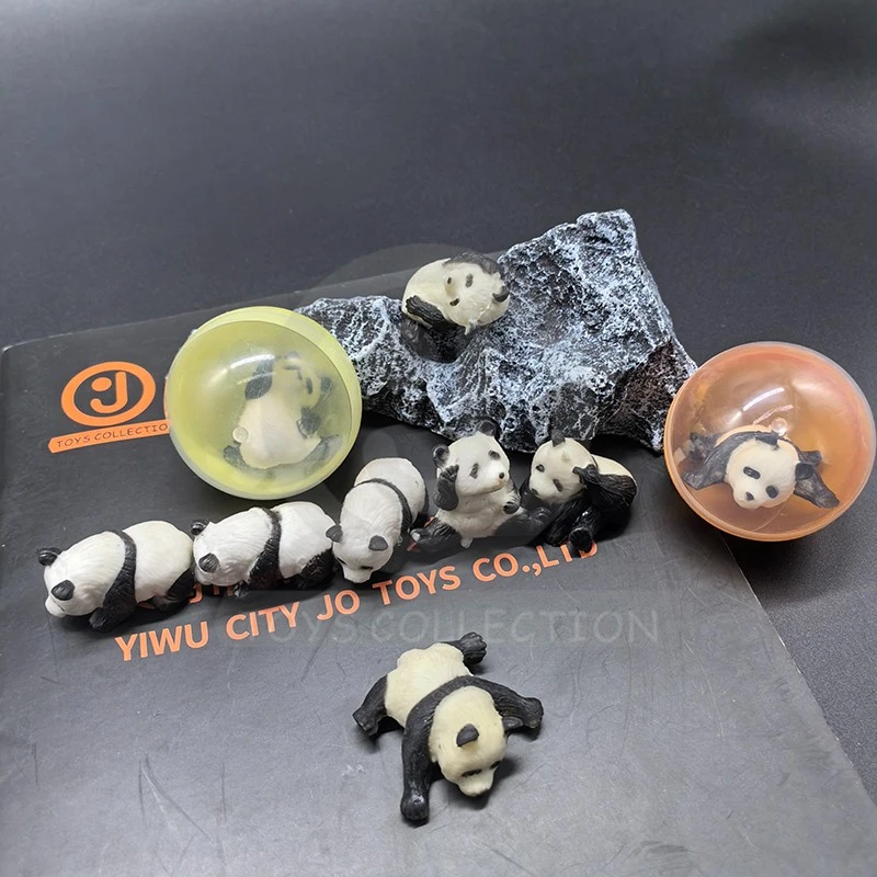 Panda Figurines 5